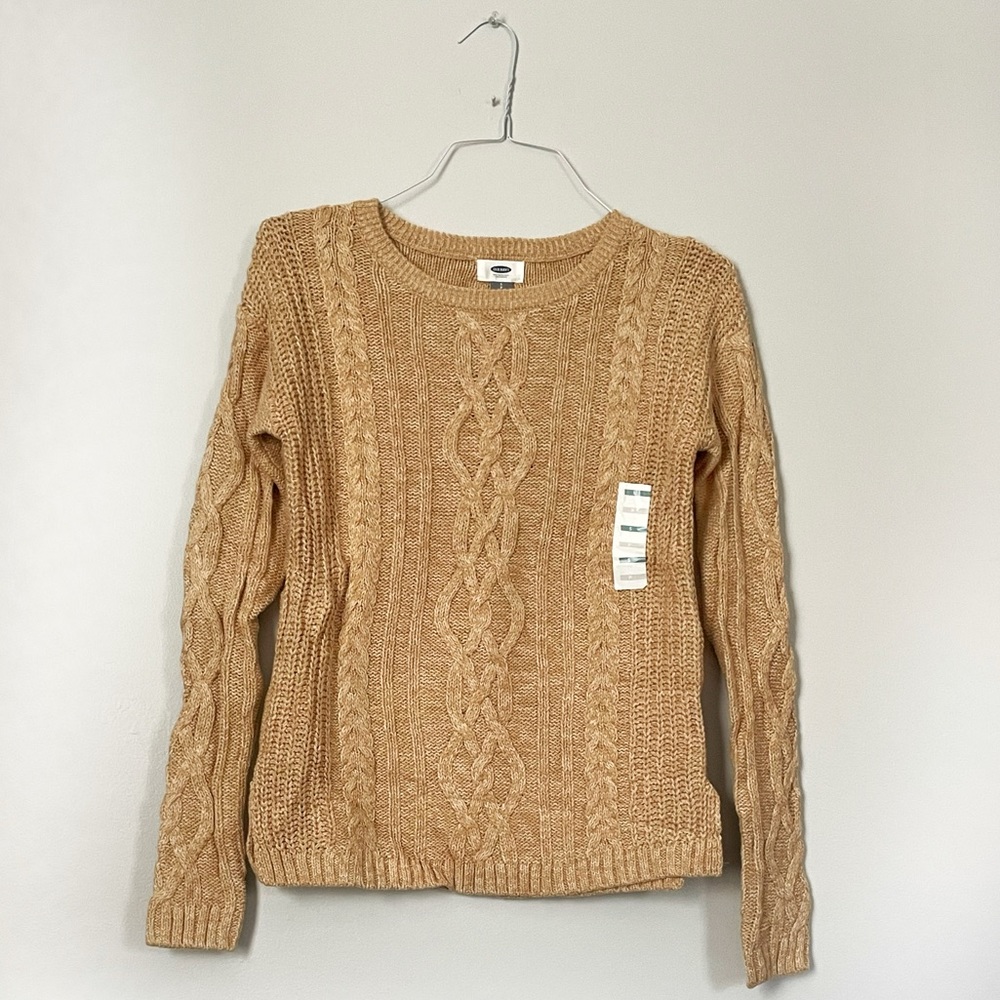 Old Navy Beige Cable Knit Sweater. Women’s SMALL. NWT.